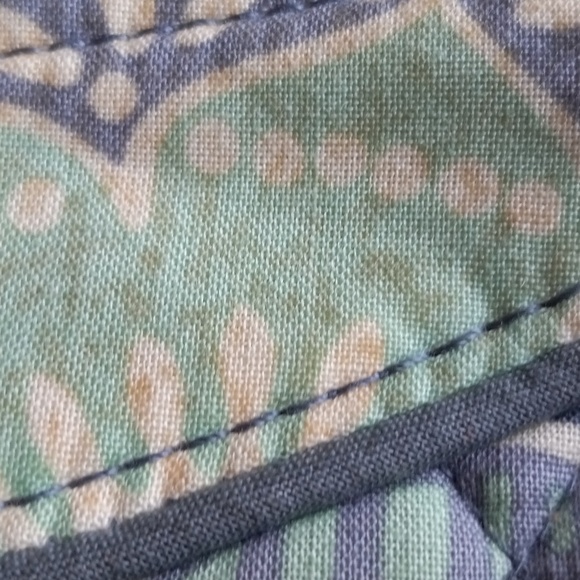 Vera Bradley crossbody purse - Picture 4 of 4